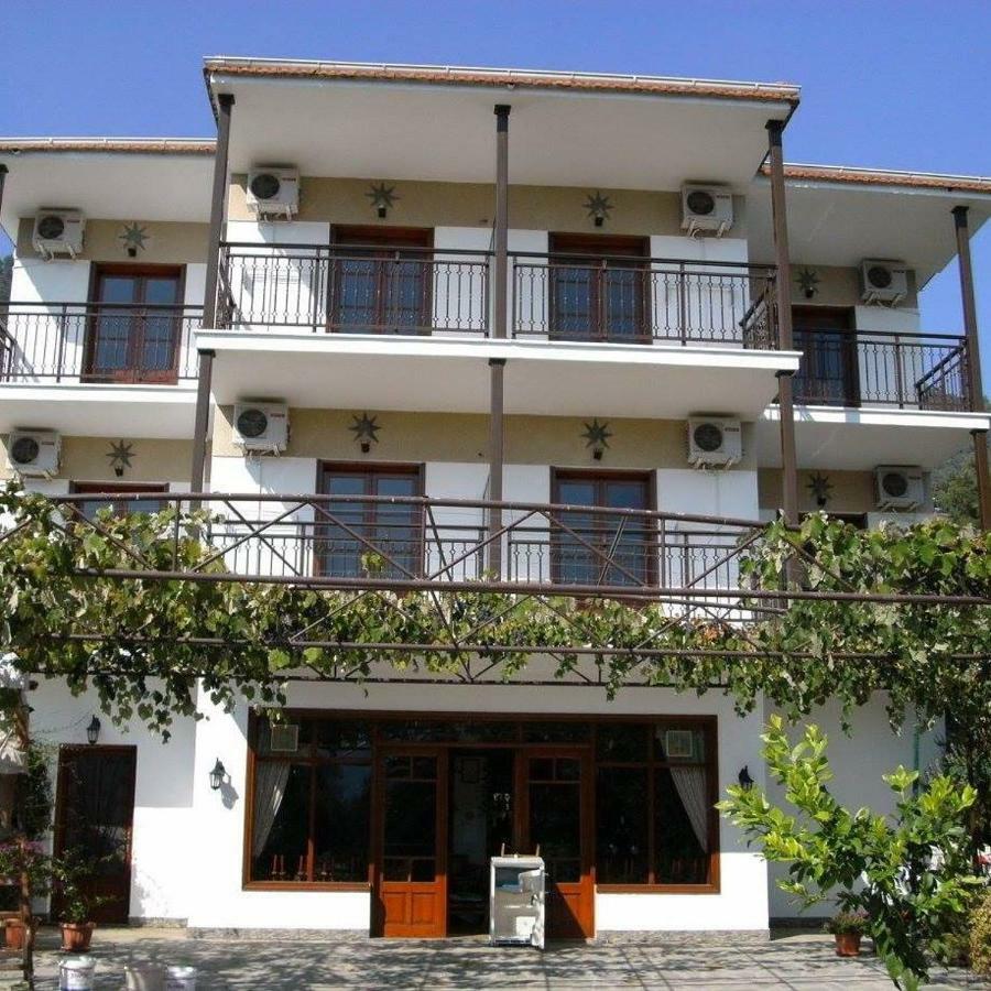 Hotel George Chrysi Ammoudia Extérieur photo